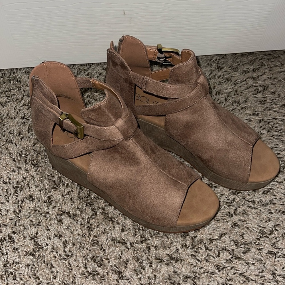 Corky’s Wedges